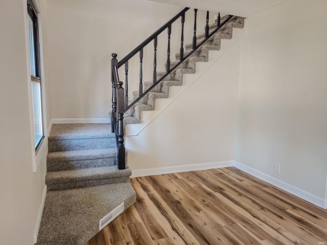 1024 Vanderburgh Avenue, Evansville, IN 47711