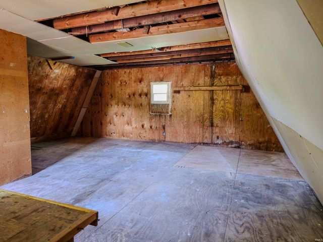 1024 Vanderburgh Avenue, Evansville, IN 47711