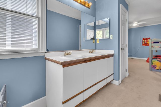 7010 Sandy Forks Road 106, Raleigh, NC 27615