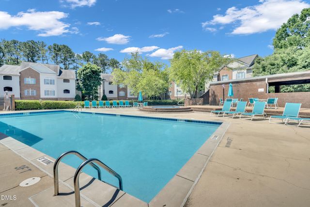 7010 Sandy Forks Road 106, Raleigh, NC 27615