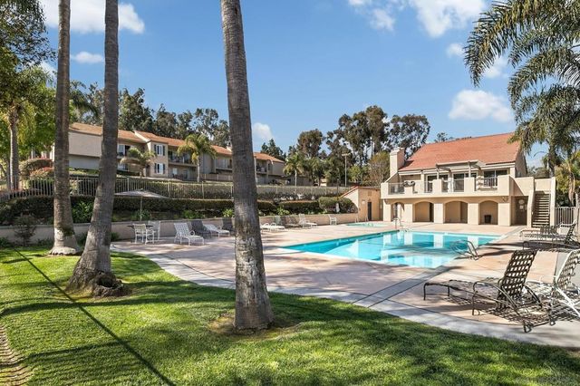 2330 Hosp Way 202, Carlsbad, CA 92008