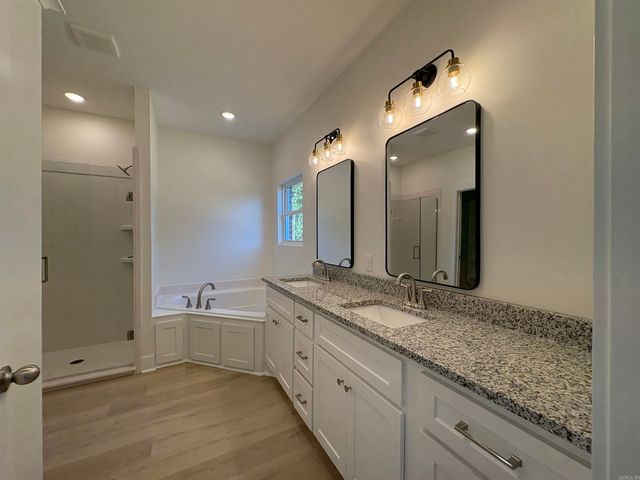 2-B Silverleaf Cove, Greenbrier, AR 72058