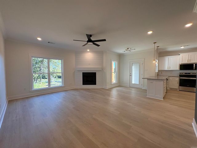 2-B Silverleaf Cove, Greenbrier, AR 72058