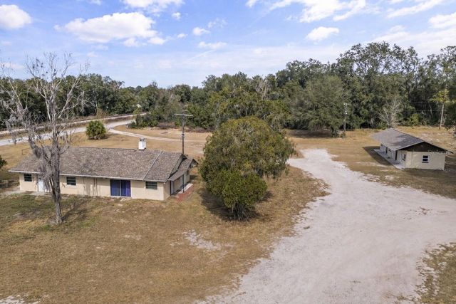 8010 SE US HIGHWAY 301, Hawthorne, FL 32640