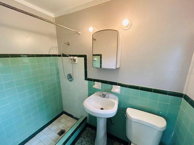 8010 SE US HIGHWAY 301, Hawthorne, FL 32640