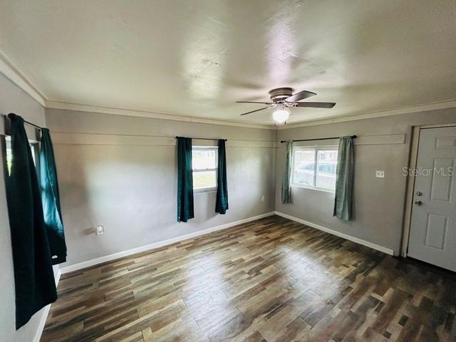 8010 SE US HIGHWAY 301, Hawthorne, FL 32640