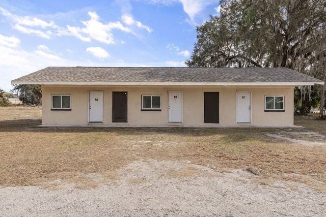 8010 SE US HIGHWAY 301, Hawthorne, FL 32640