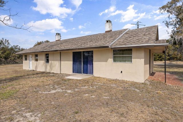 8010 SE US HIGHWAY 301, Hawthorne, FL 32640