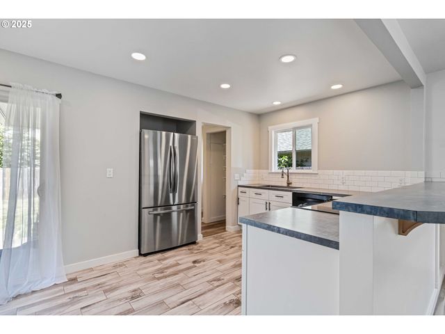 753 Se SUMNER St, Camas, WA 98607