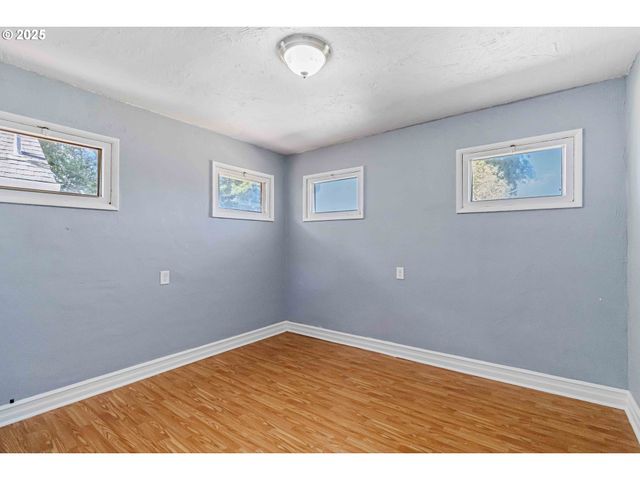 753 Se SUMNER St, Camas, WA 98607