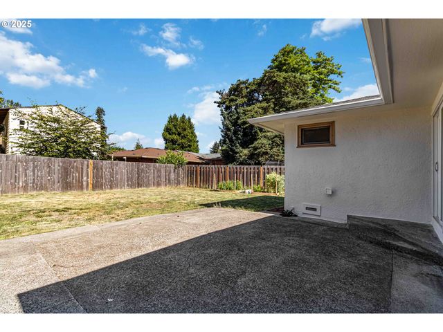 753 Se SUMNER St, Camas, WA 98607