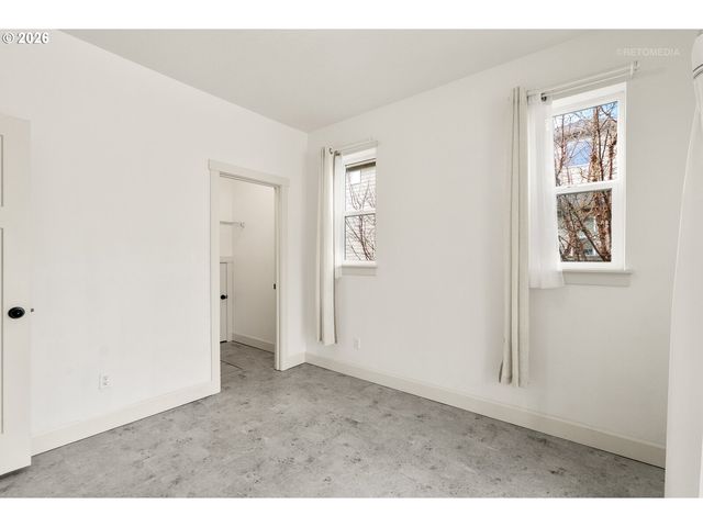 5389 Se DAVIS Rd, Hillsboro, OR 97123