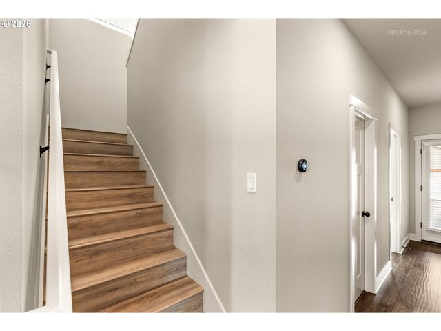 5389 Se DAVIS Rd, Hillsboro, OR 97123