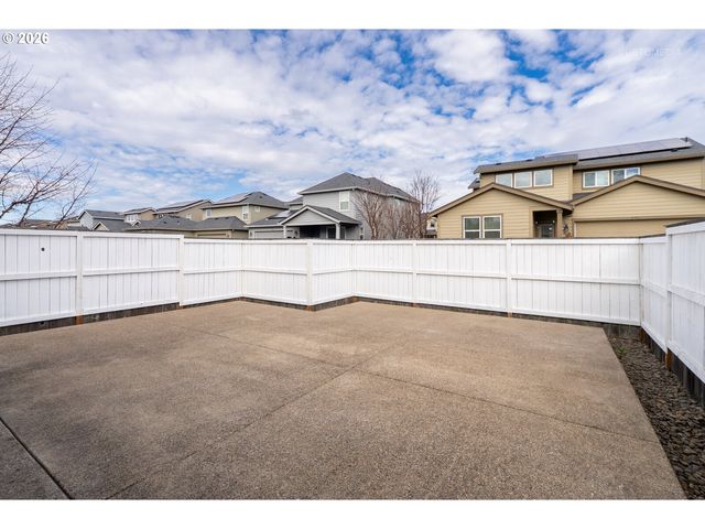 5389 Se DAVIS Rd, Hillsboro, OR 97123