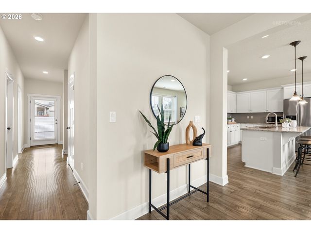 5389 Se DAVIS Rd, Hillsboro, OR 97123