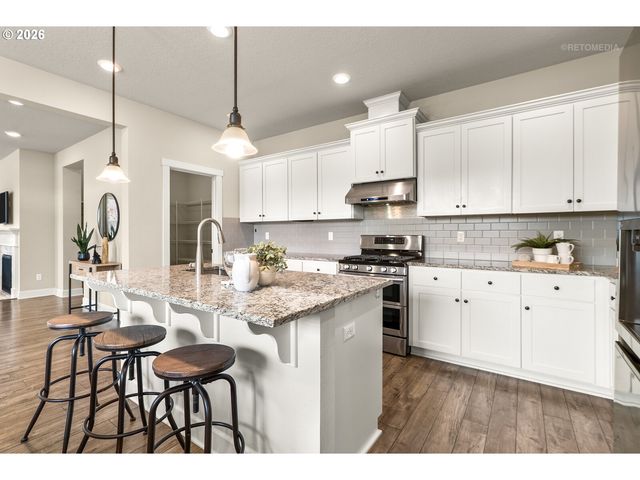 5389 Se DAVIS Rd, Hillsboro, OR 97123