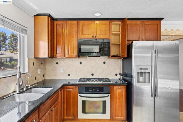 3207 DEFOE CT., Fremont, CA 94536