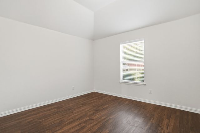 500 Hidden Meadow Court, Desoto, TX 75115