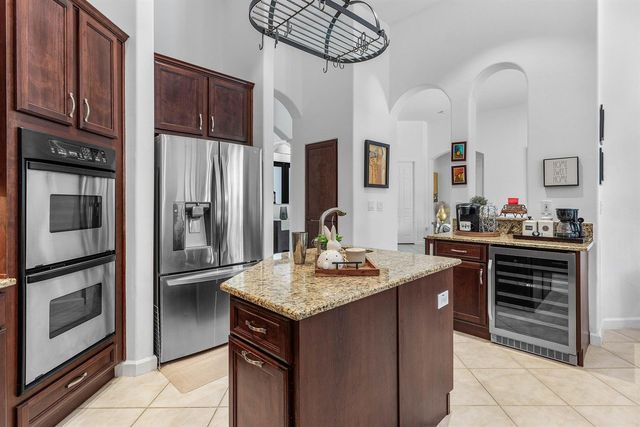 876 NW 123rd Drive, Coral Springs, FL 33071
