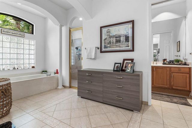 876 NW 123rd Drive, Coral Springs, FL 33071