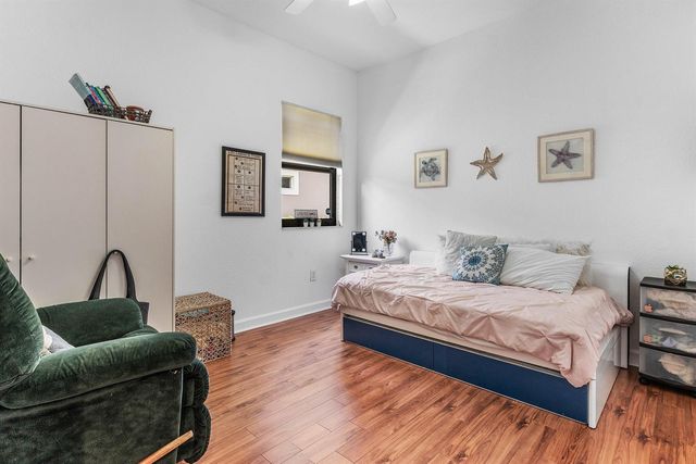 876 NW 123rd Drive, Coral Springs, FL 33071