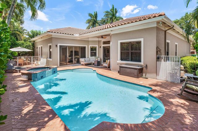 876 NW 123rd Drive, Coral Springs, FL 33071