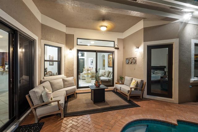 876 NW 123rd Drive, Coral Springs, FL 33071