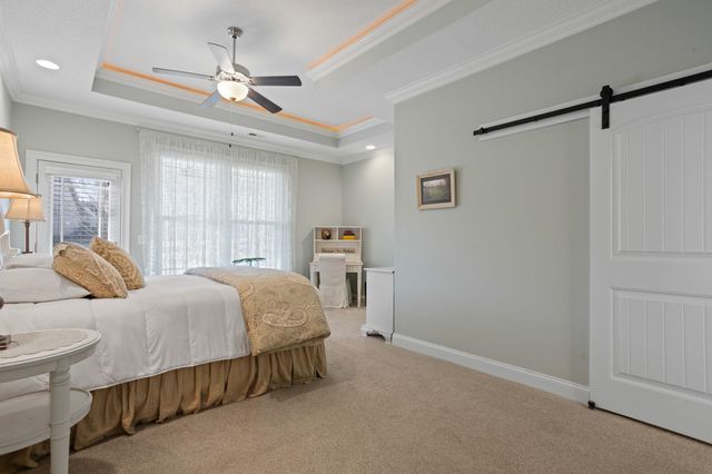 323 Holly Oaks Lane, Inman, SC 29349