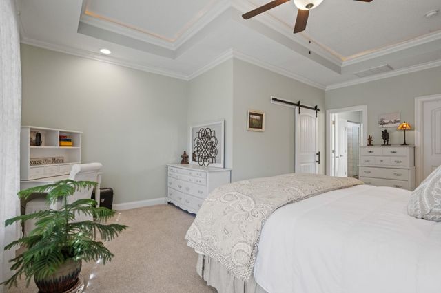 323 Holly Oaks Lane, Inman, SC 29349