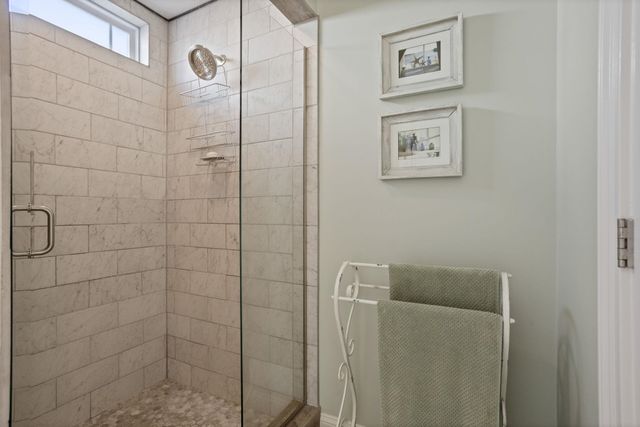 323 Holly Oaks Lane, Inman, SC 29349