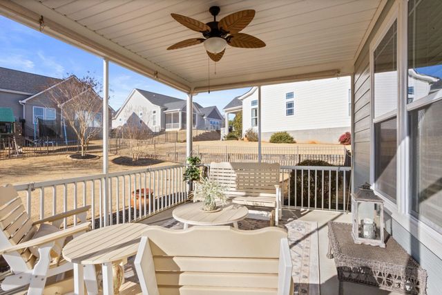 323 Holly Oaks Lane, Inman, SC 29349