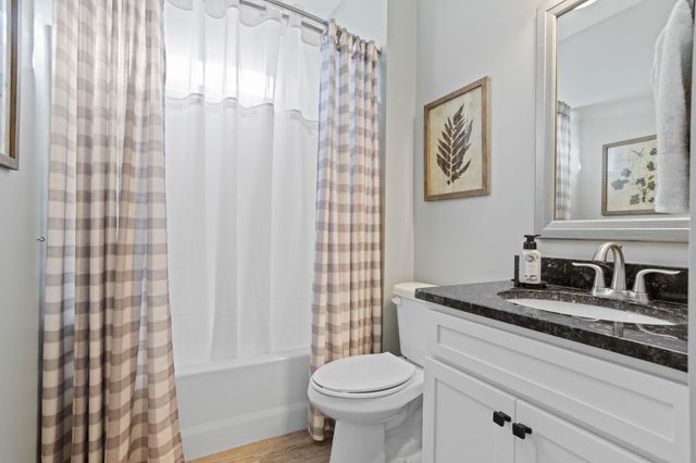 323 Holly Oaks Lane, Inman, SC 29349