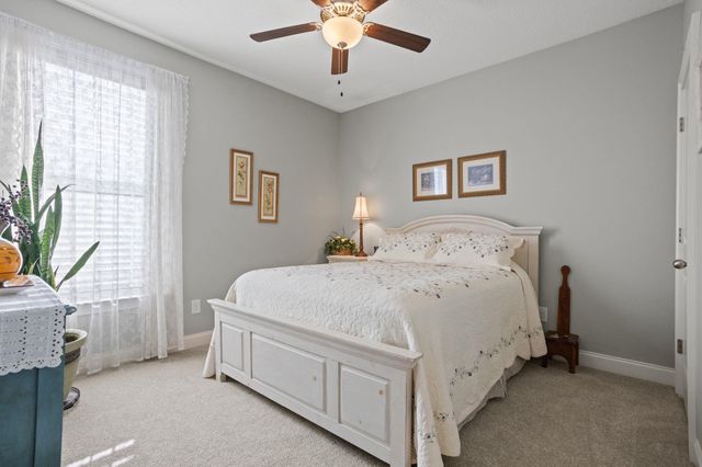 323 Holly Oaks Lane, Inman, SC 29349