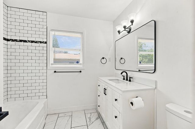 970 Watt Ave, Sacramento, CA 95864