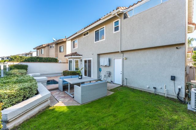 39 Songbird Ln, Aliso Viejo, CA 92656