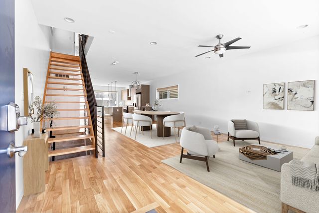 1613 S Ruble Street, Chicago, IL 60616