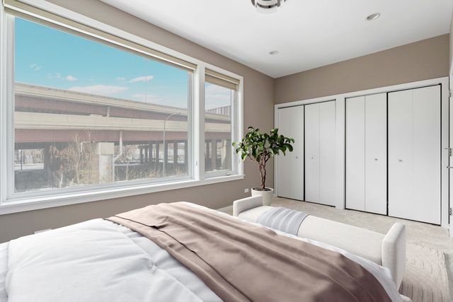 1613 S Ruble Street, Chicago, IL 60616