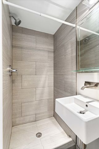 1613 S Ruble Street, Chicago, IL 60616