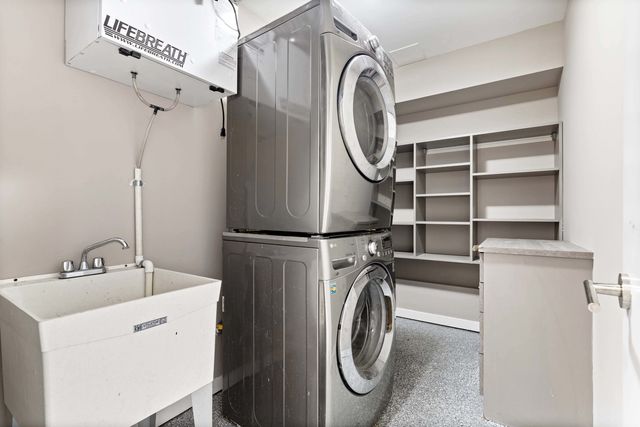 1613 S Ruble Street, Chicago, IL 60616