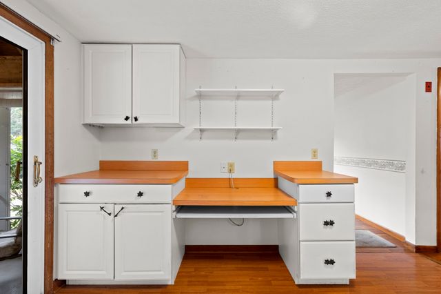 24 Fresh Pond Cir, Plymouth, MA 02360