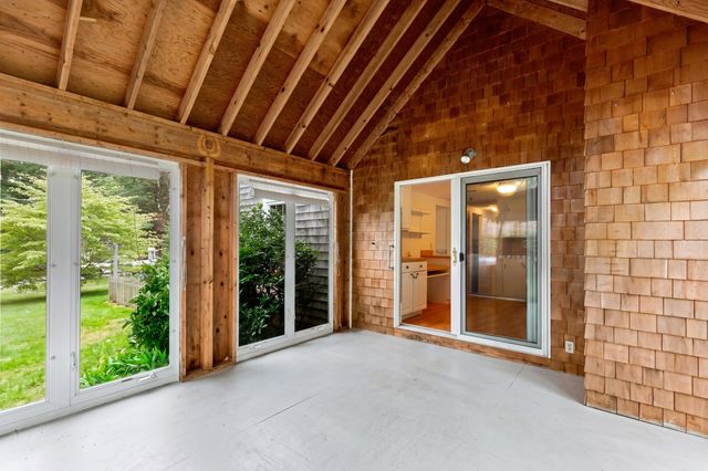 24 Fresh Pond Cir, Plymouth, MA 02360