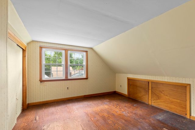 24 Fresh Pond Cir, Plymouth, MA 02360