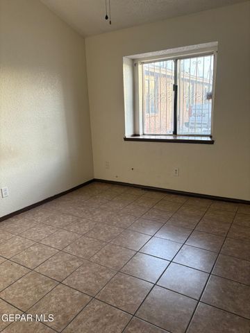 7142 DALE Road B, El Paso, TX 79915