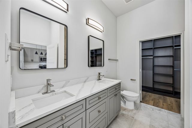 2010 Commerce Street B202, Dallas, TX 75201