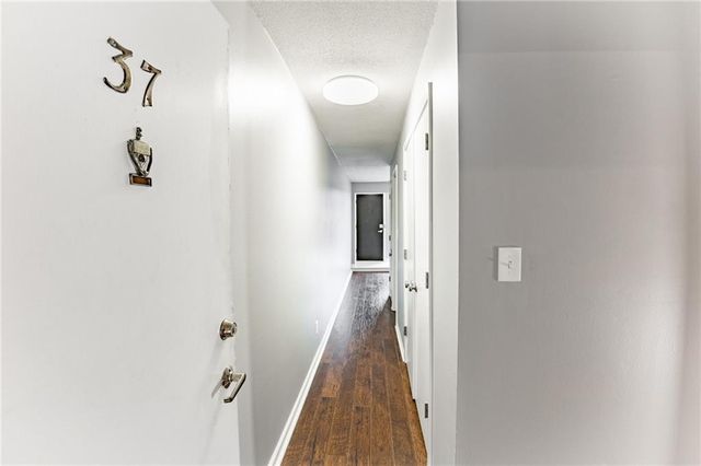 4518 Holly Street 37, Kansas City, MO 64111