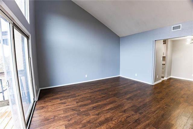 4518 Holly Street 37, Kansas City, MO 64111