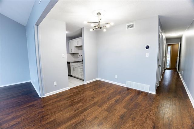 4518 Holly Street 37, Kansas City, MO 64111