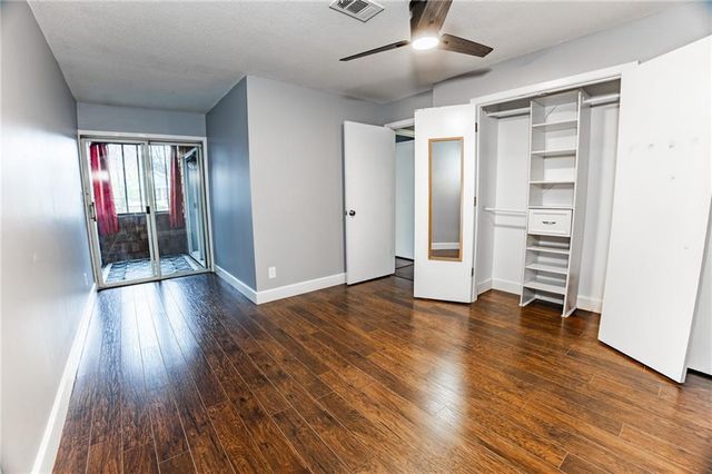 4518 Holly Street 37, Kansas City, MO 64111