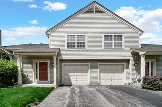 1040 N Knollwood Drive, Palatine, IL 60067