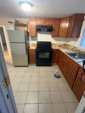 225 W Marshall Street, Hempstead, NY 11550